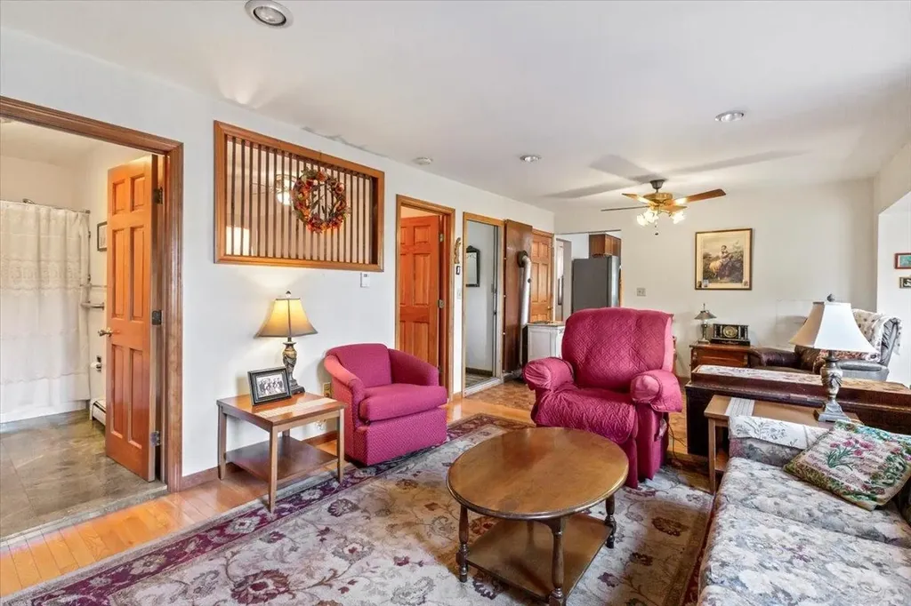 1594 Vermont Route 7a Shaftsbury VT 05262