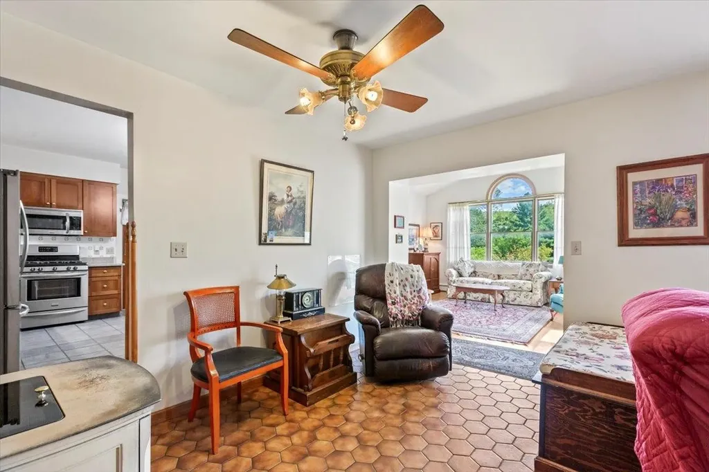 1594 Vt Route 7a Shaftsbury VT 05262