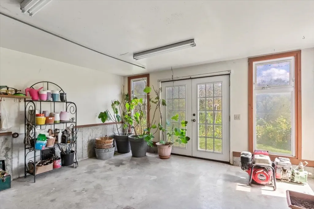 1594 Vermont Route 7a Shaftsbury VT 05262