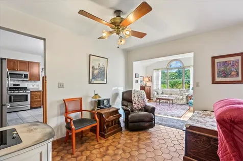 1594 Vermont Route 7a Shaftsbury VT 05262