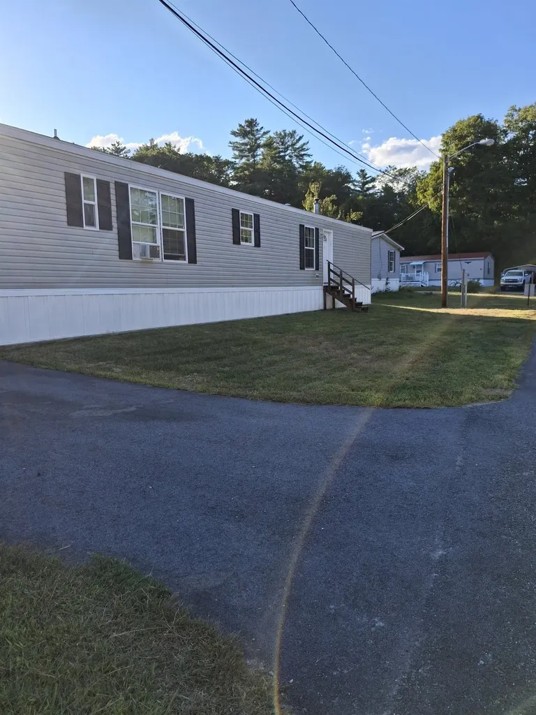 20 Duston Drive Boscawen NH 03303