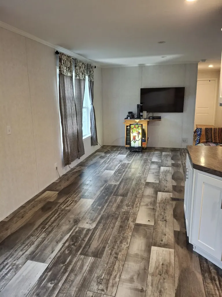 20 Duston Drive Boscawen NH 03303