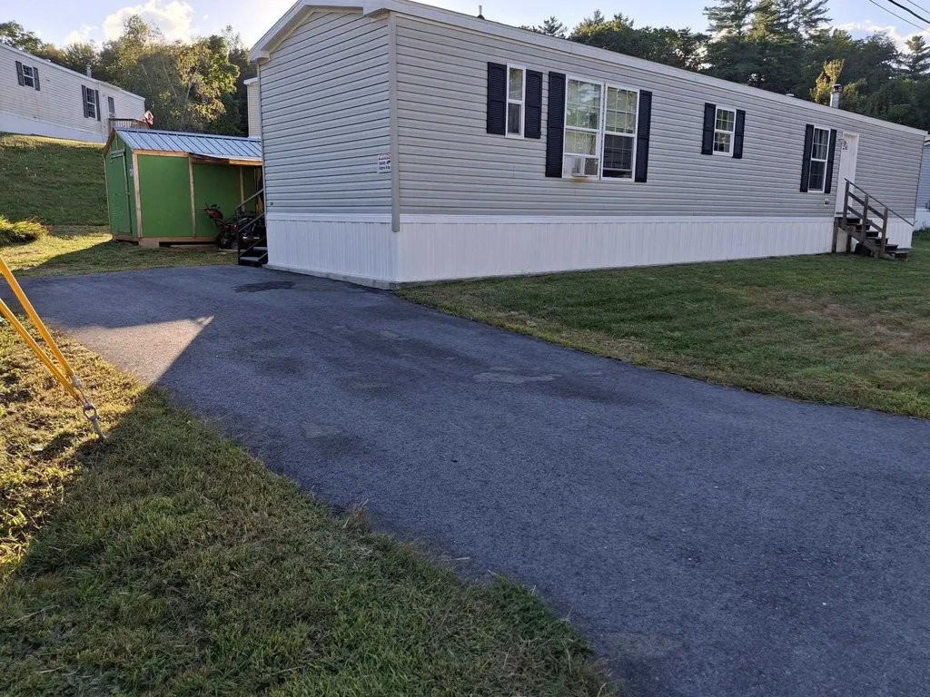 20 Duston Drive Boscawen NH 03303