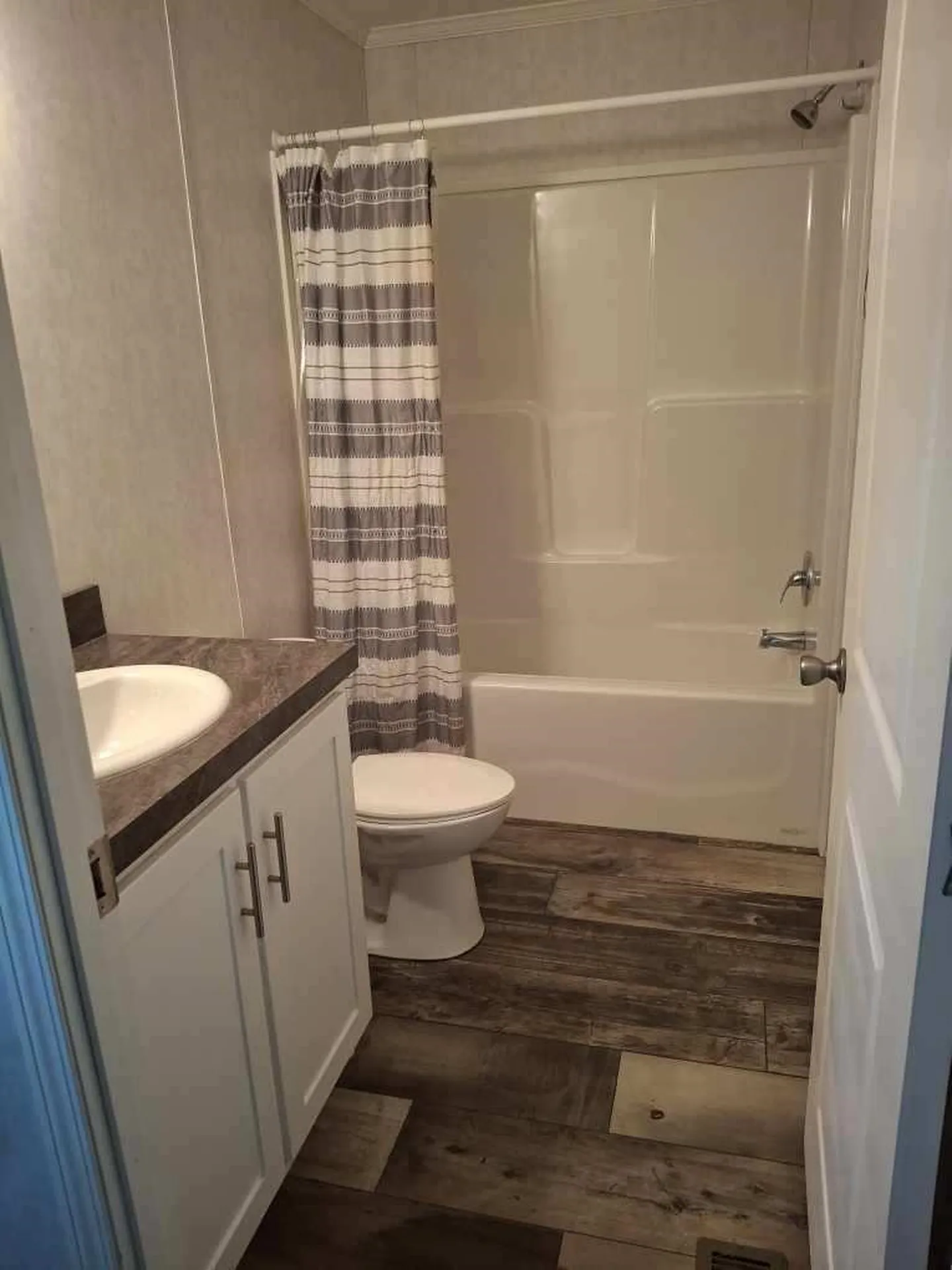 20 Duston Drive Boscawen NH 03303