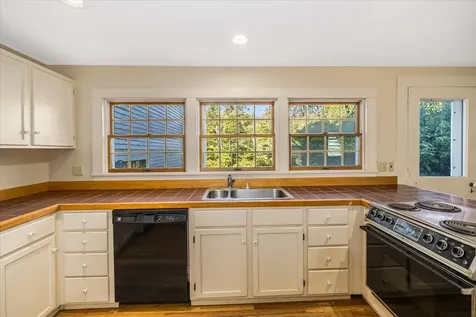 222 Old Bay Road New Durham NH 03855