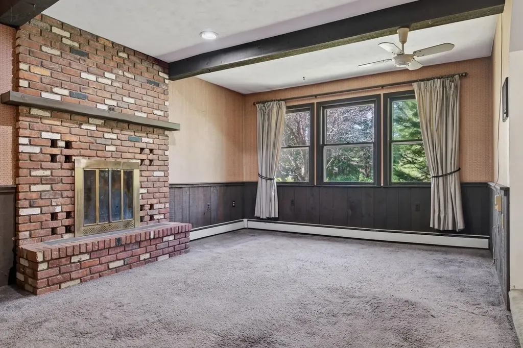 247 Meadowcrest Drive Clarendon VT 05759