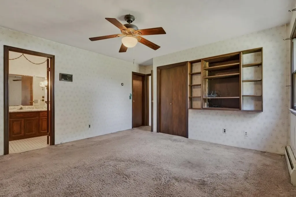 247 Meadowcrest Drive Clarendon VT 05759