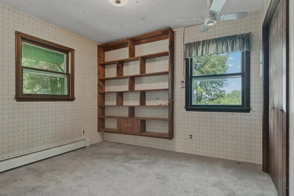 247 Meadowcrest Drive Clarendon VT 05759