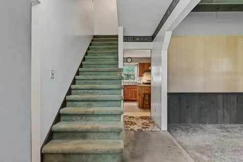 247 Meadowcrest Drive Clarendon VT 05759