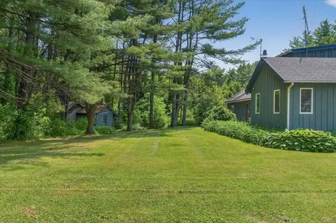 247 Meadowcrest Drive Clarendon VT 05759