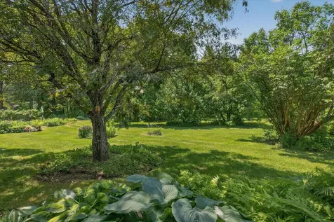 247 Meadowcrest Drive Clarendon VT 05759