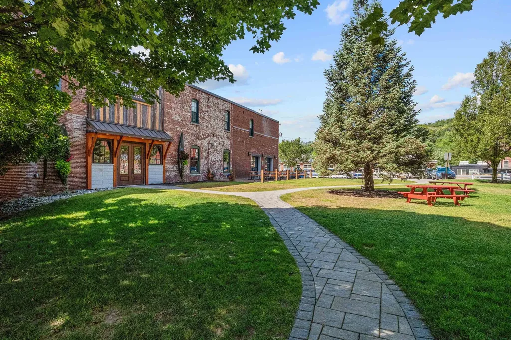 400 Central Street Franklin NH 03235