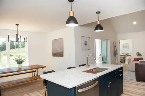 19 Brook Circle Northwood NH 03261