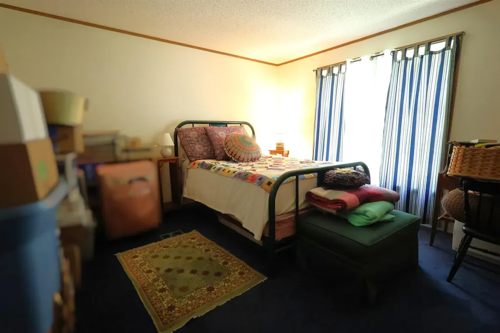 149 Willow Circle Hartford VT 05001