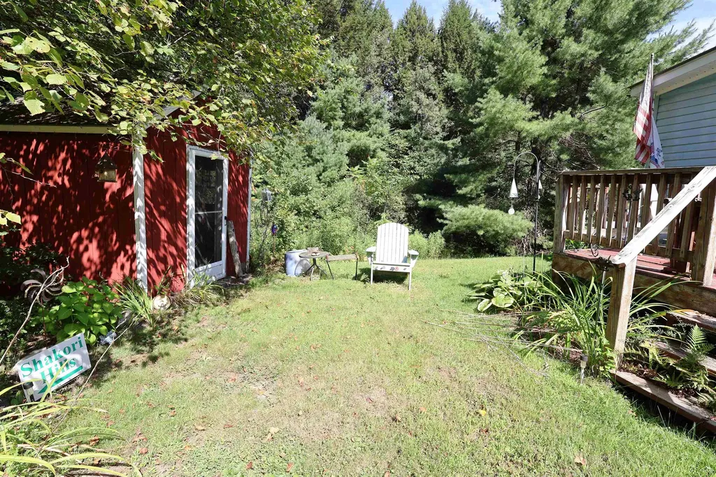 149 Willow Circle Hartford VT 05001