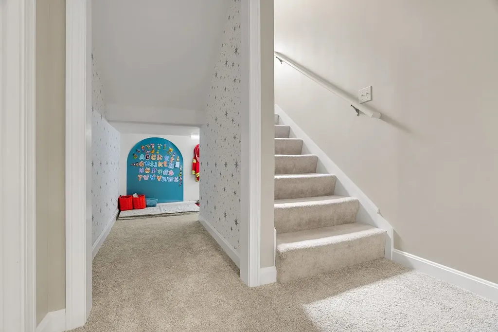 12 Stocklan Circle Dover NH 03820