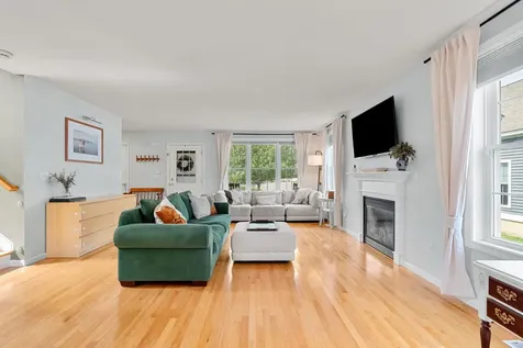 12 Stocklan Circle Dover NH 03820