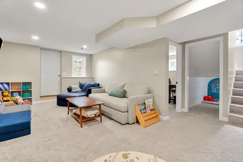 12 Stocklan Circle Dover NH 03820