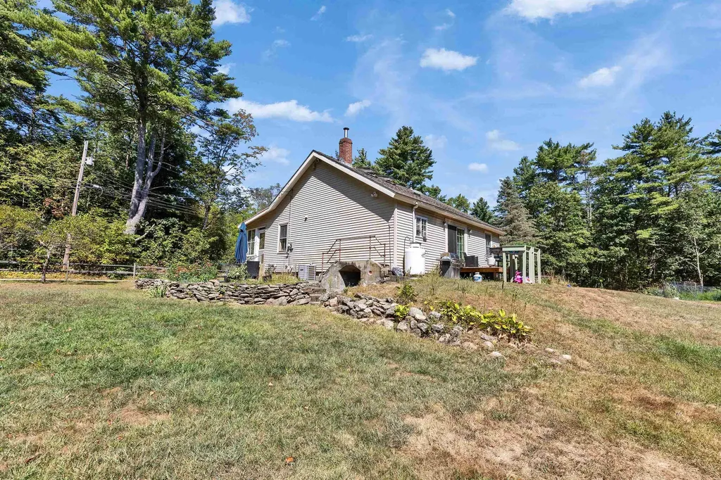 175 Towle Road Chester NH 03036