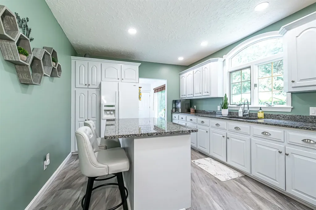 70 Governor Dinsmore Road Windham NH 03087