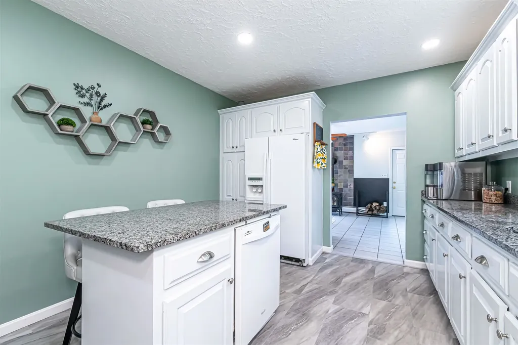 70 Governor Dinsmore Road Windham NH 03087