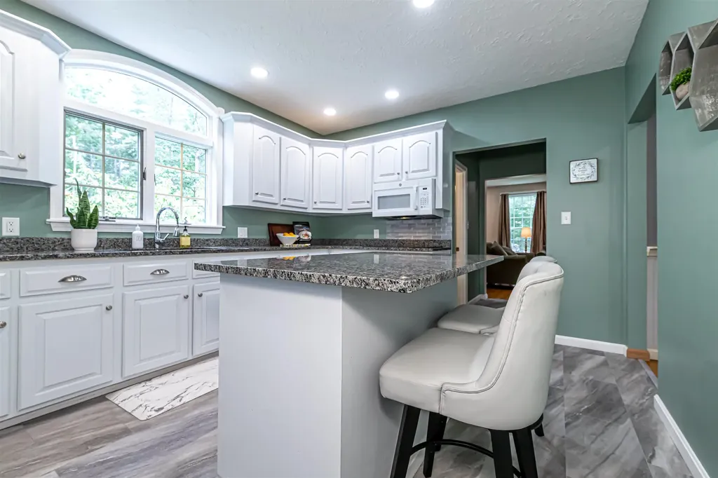 70 Governor Dinsmore Road Windham NH 03087