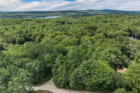 Andover Drive Barnstead NH 03225