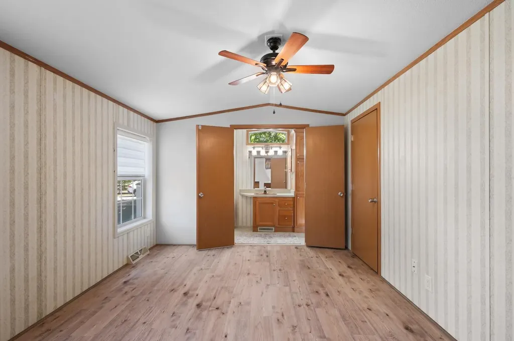 20 Railroad Avenue Seabrook NH 03874