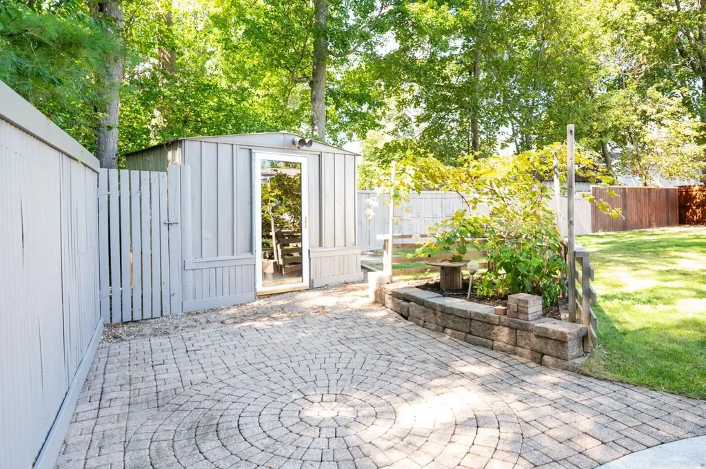 20 Railroad Avenue Seabrook NH 03874