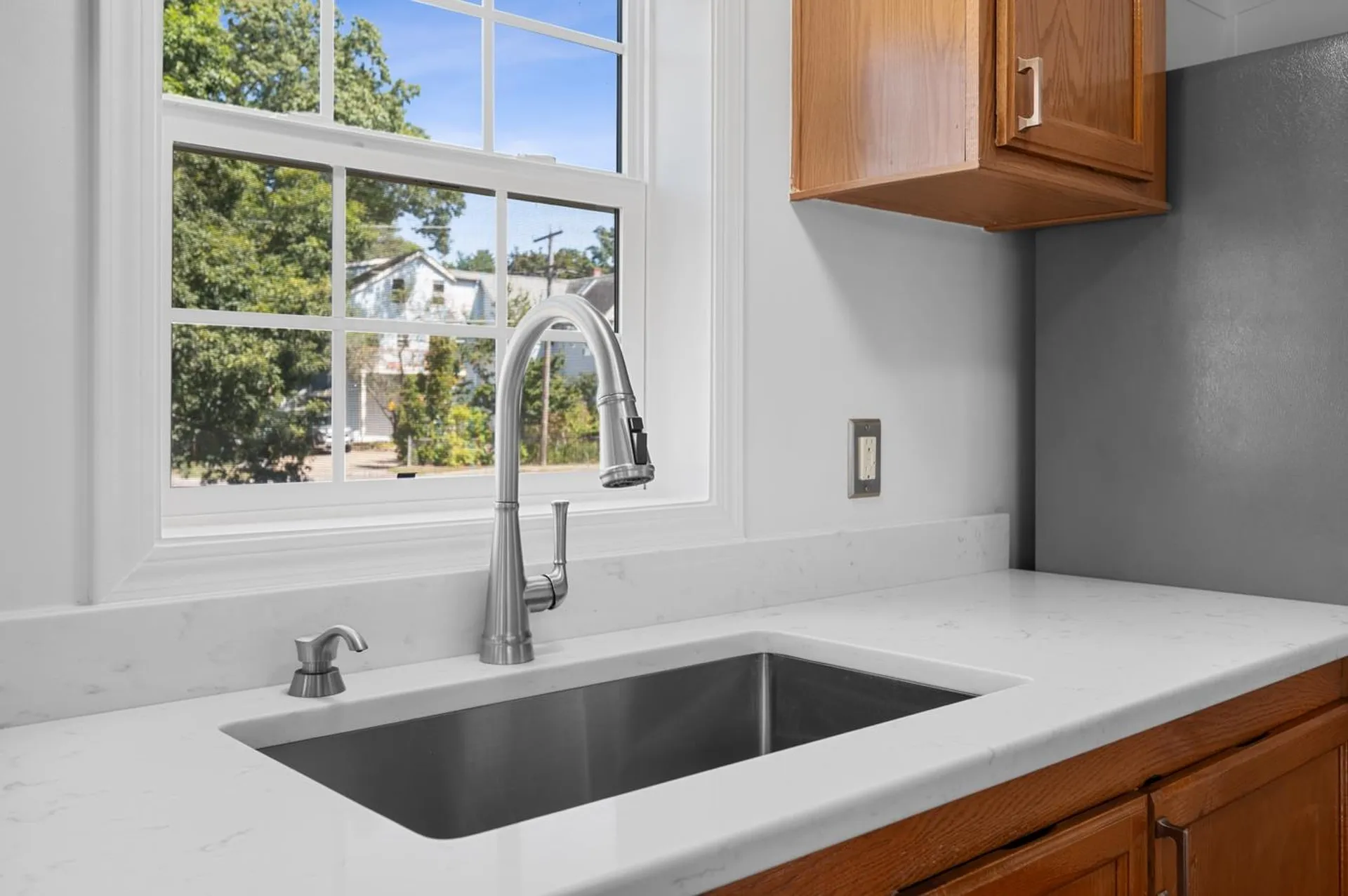 20 Railroad Avenue Seabrook NH 03874