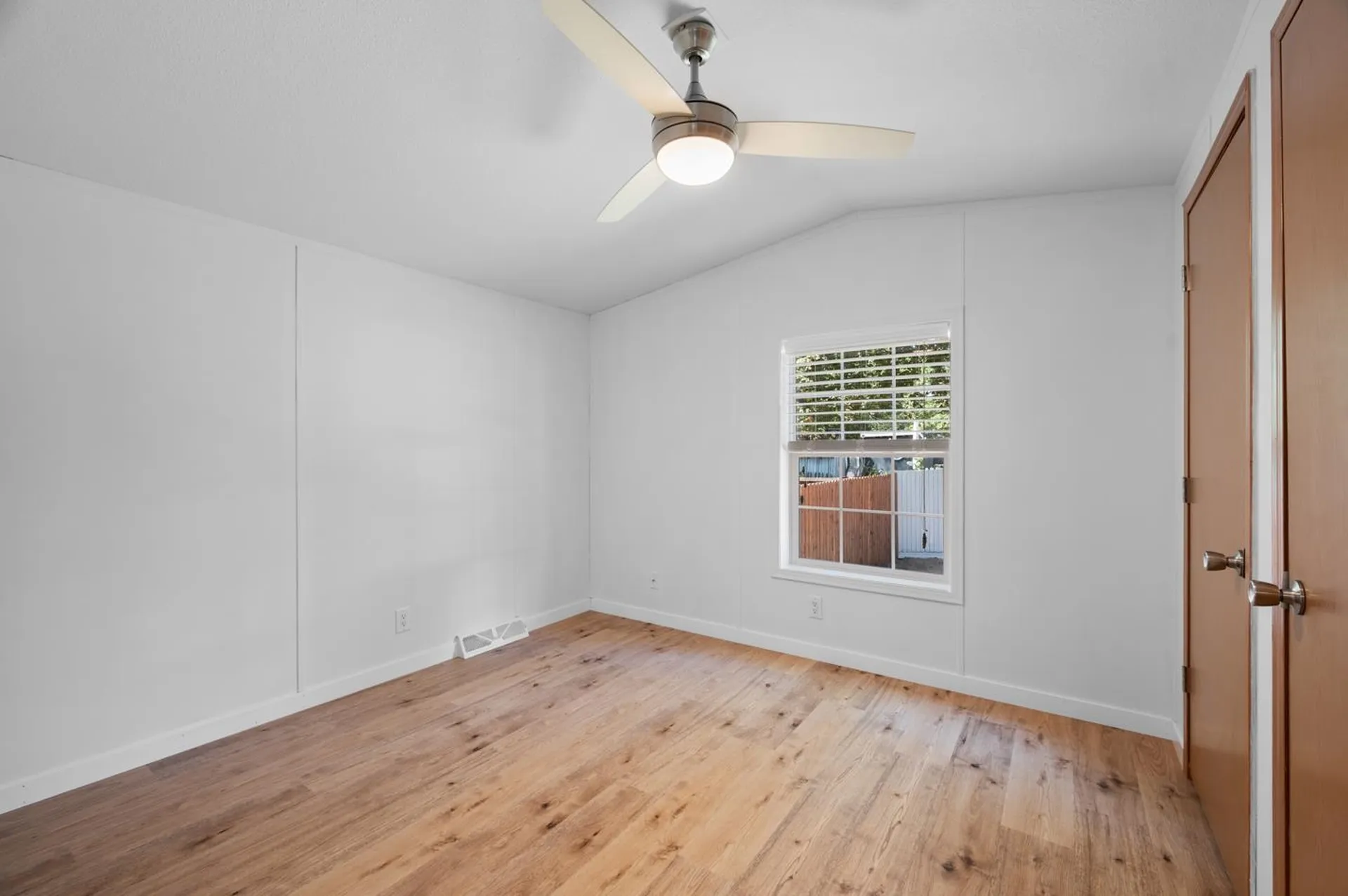 20 Railroad Avenue Seabrook NH 03874