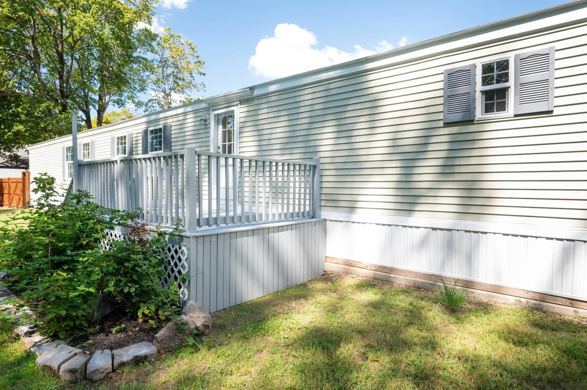 20 Railroad Avenue Seabrook NH 03874