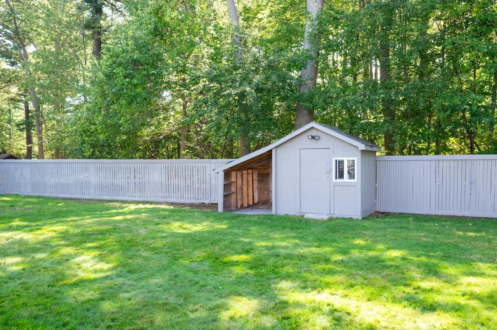 20 Railroad Avenue Seabrook NH 03874