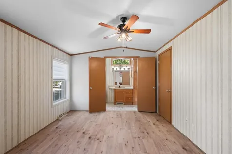 20 Railroad Avenue Seabrook NH 03874