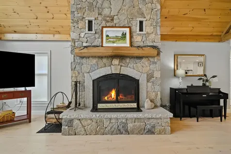 365 New Hampshire Route 16 Jackson NH 03846