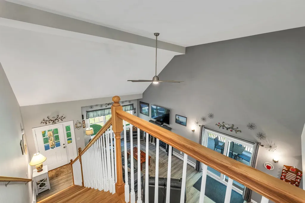 302 Flanders Road Henniker NH 03242