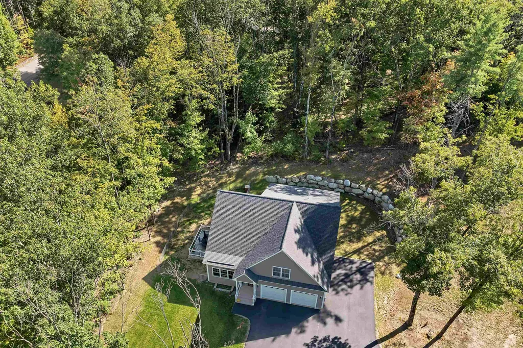 302 Flanders Road Henniker NH 03242