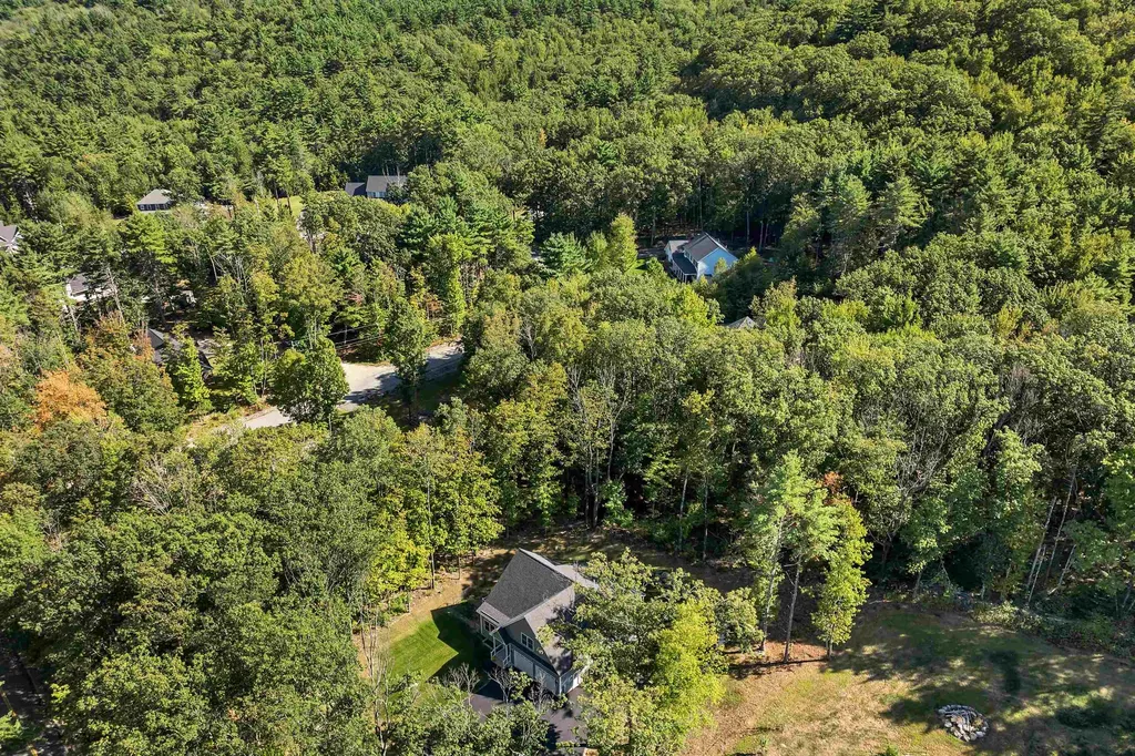302 Flanders Road Henniker NH 03242