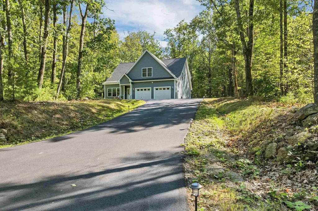 302 Flanders Road Henniker NH 03242