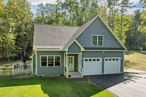 302 Flanders Road Henniker NH 03242