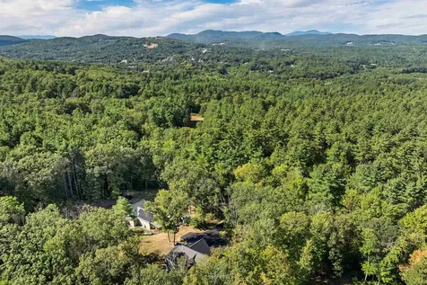 302 Flanders Road Henniker NH 03242
