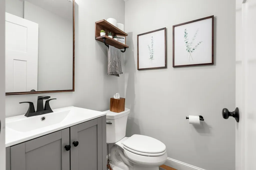 5 Winslow Drive Exeter NH 03833