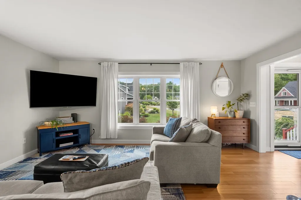 5 Winslow Drive Exeter NH 03833