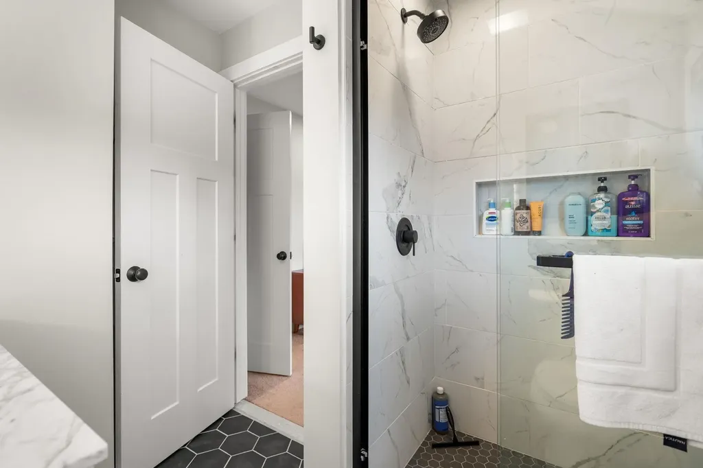 5 Winslow Drive Exeter NH 03833