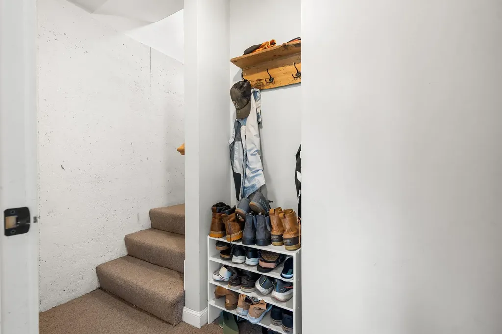 5 Winslow Drive Exeter NH 03833