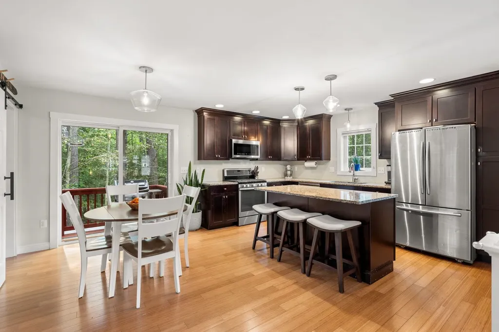 5 Winslow Drive Exeter NH 03833