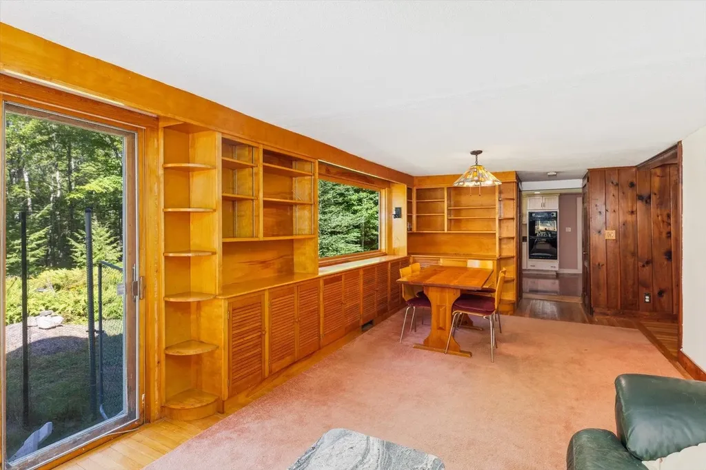 69 Murphy Road Peterborough NH 03458