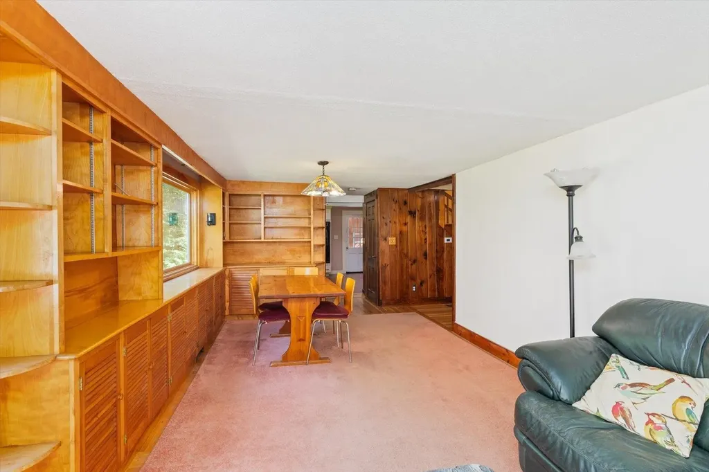 69 Murphy Road Peterborough NH 03458