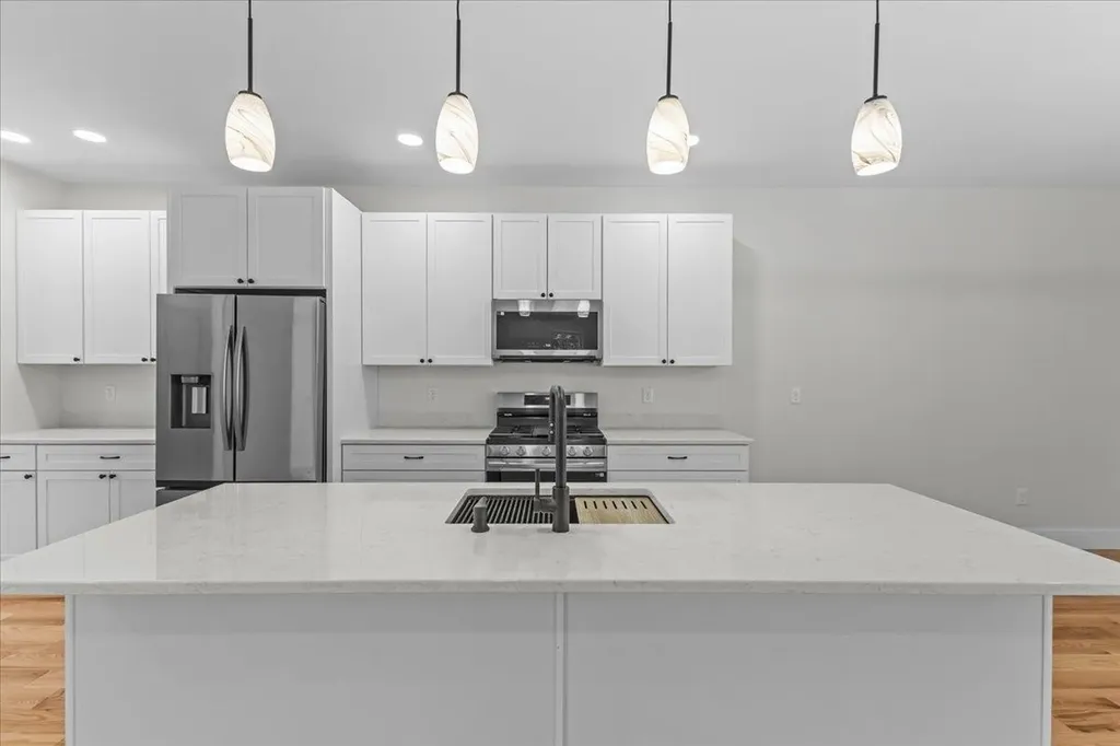 91 Ernest Way Hinesburg VT 05461