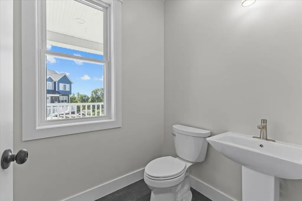 91 Ernest Way Hinesburg VT 05461